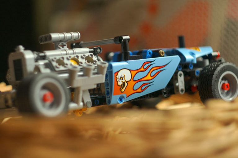 LEGO TECHNIC 42022 Hot Rod RobotDay.ru